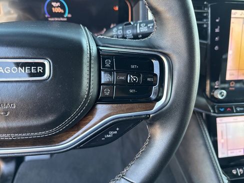 Used 2023 Jeep Grand Wagoneer L Series II AWD/4WD image 68