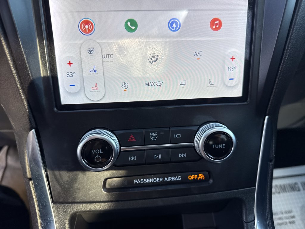 Used 2024 Ford Edge Titanium w/ Equipment Group 301A AWD/4WD image 33