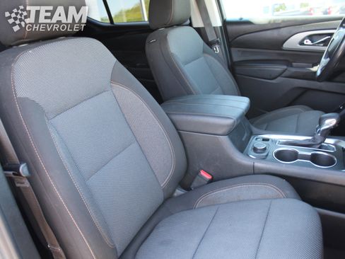 Used 2021 Chevrolet Traverse LT AWD/4WD image 28