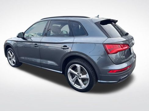 Used 2020 Audi Q5 2.0T Titanium Premium Plus w/ Premium Plus Package AWD/4WD image 3
