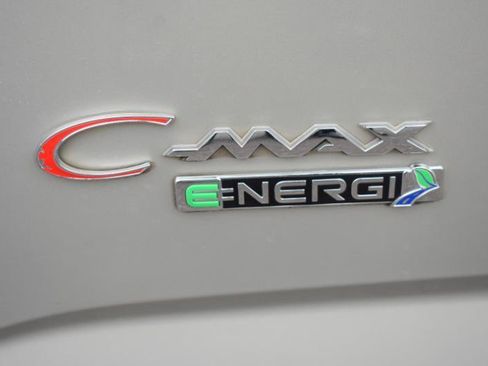 Used 2015 Ford C-MAX Energi SEL w/ Equipment Group 303A FWD image 31