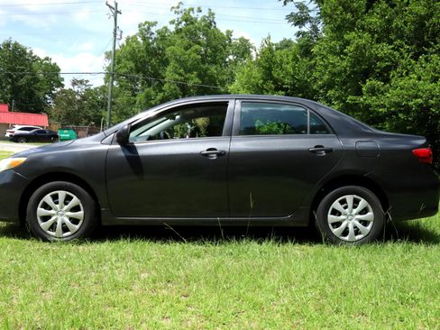 Used 2013 Toyota Corolla S Special Edition image 3