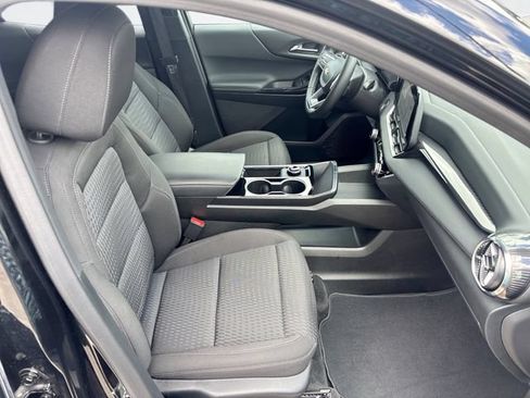 Used 2026 Chevrolet Equinox LT FWD image 26