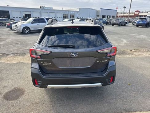 Used 2022 Subaru Outback Limited w/ Popular Package #2 image 6