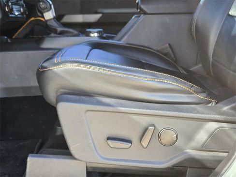 Used 2023 Ford Bronco Badlands image 27