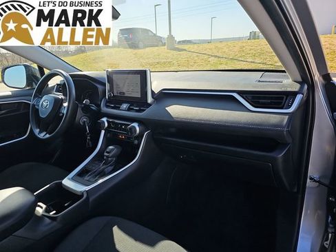 Used 2024 Toyota RAV4 LE image 28