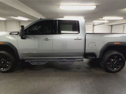 Certified 2024 GMC Sierra 2500 AT4 w/ Technology Package image 5