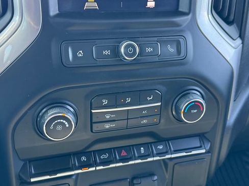 Certified 2022 Chevrolet Silverado 1500 Custom RWD image 19