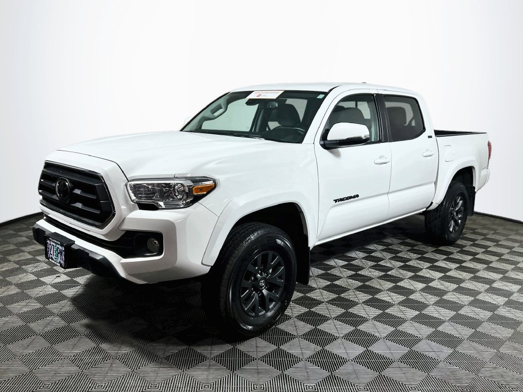 Certified 2023 Toyota Tacoma SR5 w/ Technology Package AWD/4WD image 3