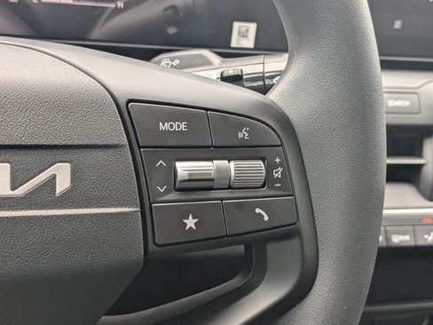 New 2026 Kia K4 FWD image 28