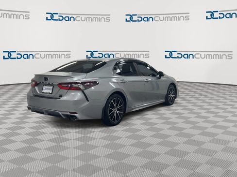 Used 2022 Toyota Camry SE AWD/4WD image 8