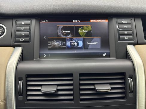 Used 2019 Land Rover Discovery Sport AWD/4WD image 25