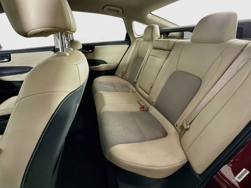 Used 2019 Honda Clarity Plug-In Hybrid image 25
