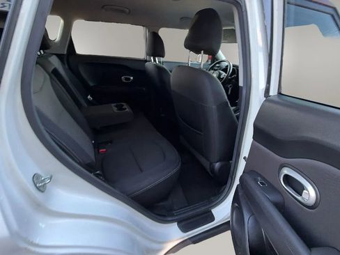 Used 2017 Kia Soul + w/ Designer's Package image 34