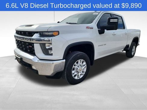 Used 2022 Chevrolet Silverado 2500 LT w/ Convenience Package image 2
