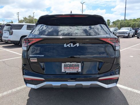 Used 2023 Kia Sportage SX image 5