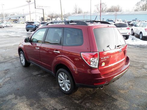 Used 2012 Subaru Forester 2.5X Premium w/ All-Weather Pkg image 5