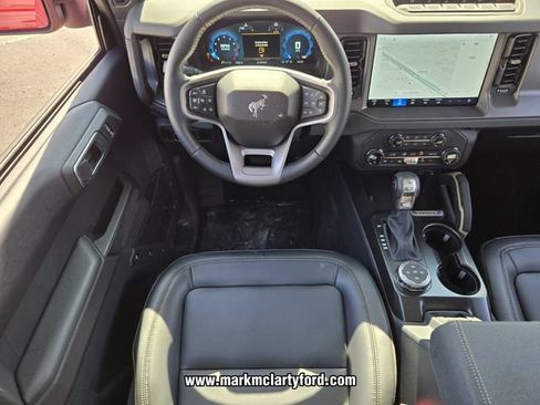 New 2026 Ford Bronco Badlands AWD/4WD image 8