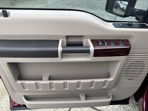 Used 2008 Ford F350 Lariat image 7