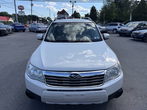 Used 2010 Subaru Forester 2.5X Premium AWD/4WD image 2