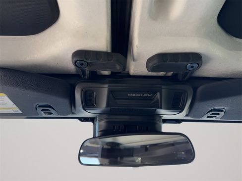 Used 2024 Jeep Gladiator Willys image 34