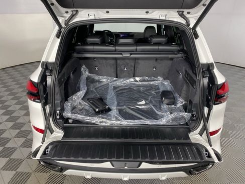 New 2026 BMW X5 xDrive40i w/ M Sport Package image 26