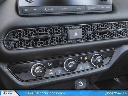 Certified 2024 Honda HR-V LX image 24