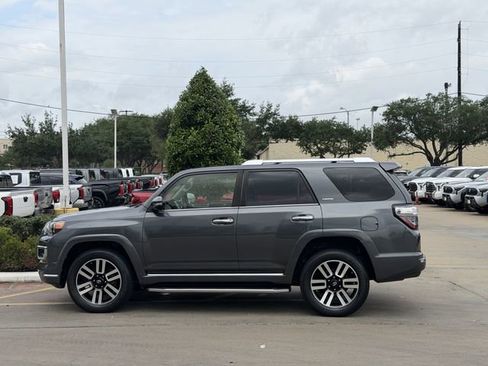 Used 2016 Toyota 4Runner Limited AWD/4WD image 4