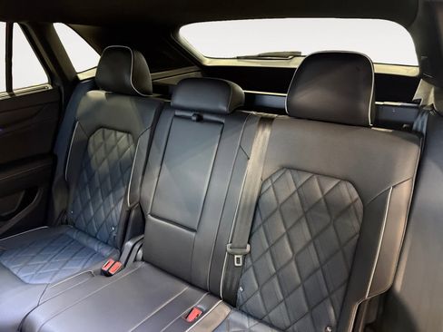 Used 2024 Volkswagen Atlas Cross Sport SEL Premium R-Line image 14