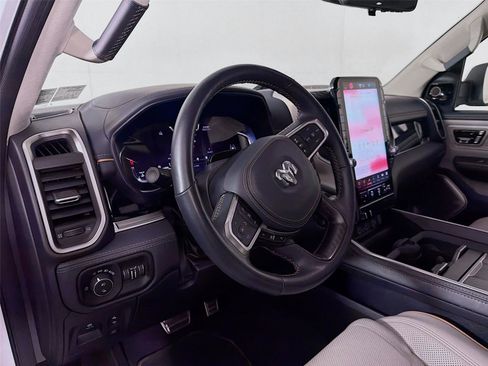 Used 2025 RAM 1500 Tungsten AWD/4WD image 9