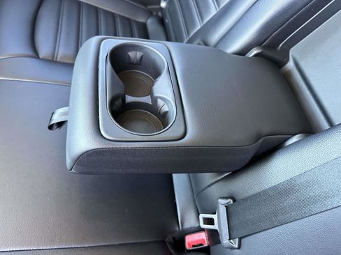 Used 2023 Ford Edge SEL image 14