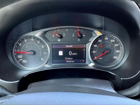 Used 2023 GMC Terrain SLE w/ Driver Convenience Package AWD/4WD image 8