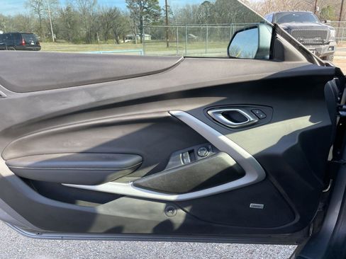 Used 2022 Chevrolet Camaro LT w/ RS Package image 28