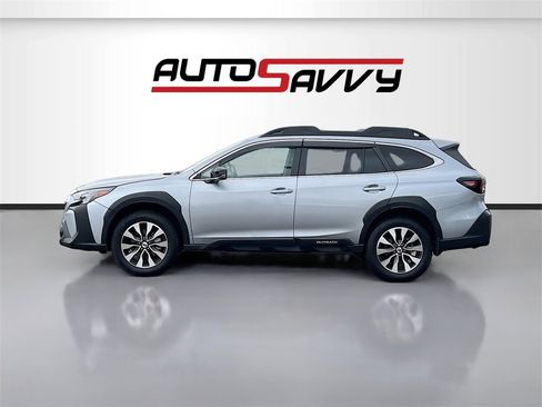 Used 2024 Subaru Outback Limited image 4