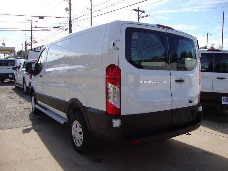 Used 2025 Ford Transit 250 Low Roof w/ Exterior Upgrade Package RWD image 2