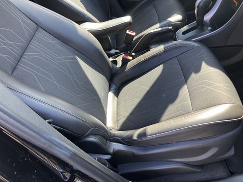 Used 2018 Chevrolet Trax LT w/ Redline Edition image 25