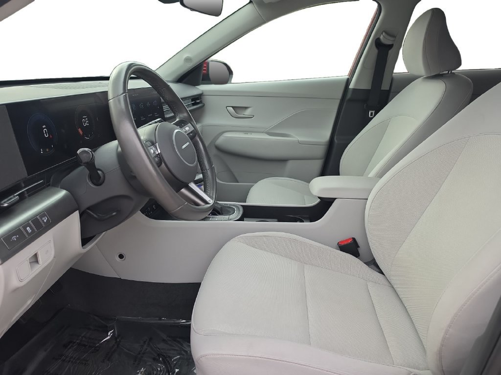 Certified 2024 Hyundai Kona SEL FWD image 11