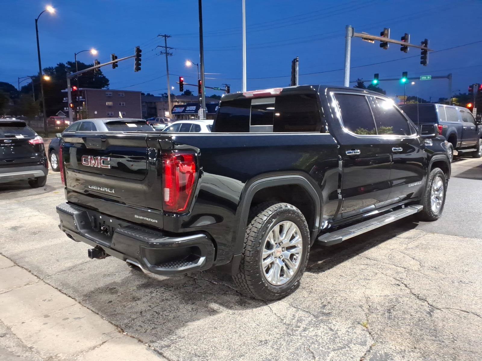 Used 2021 GMC Sierra 1500 Denali AWD/4WD image 3