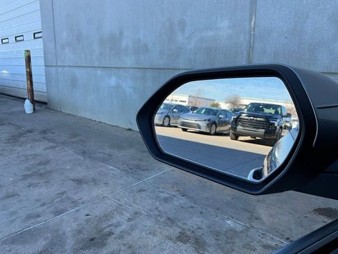 Used 2025 Kia K4 LXS image 18