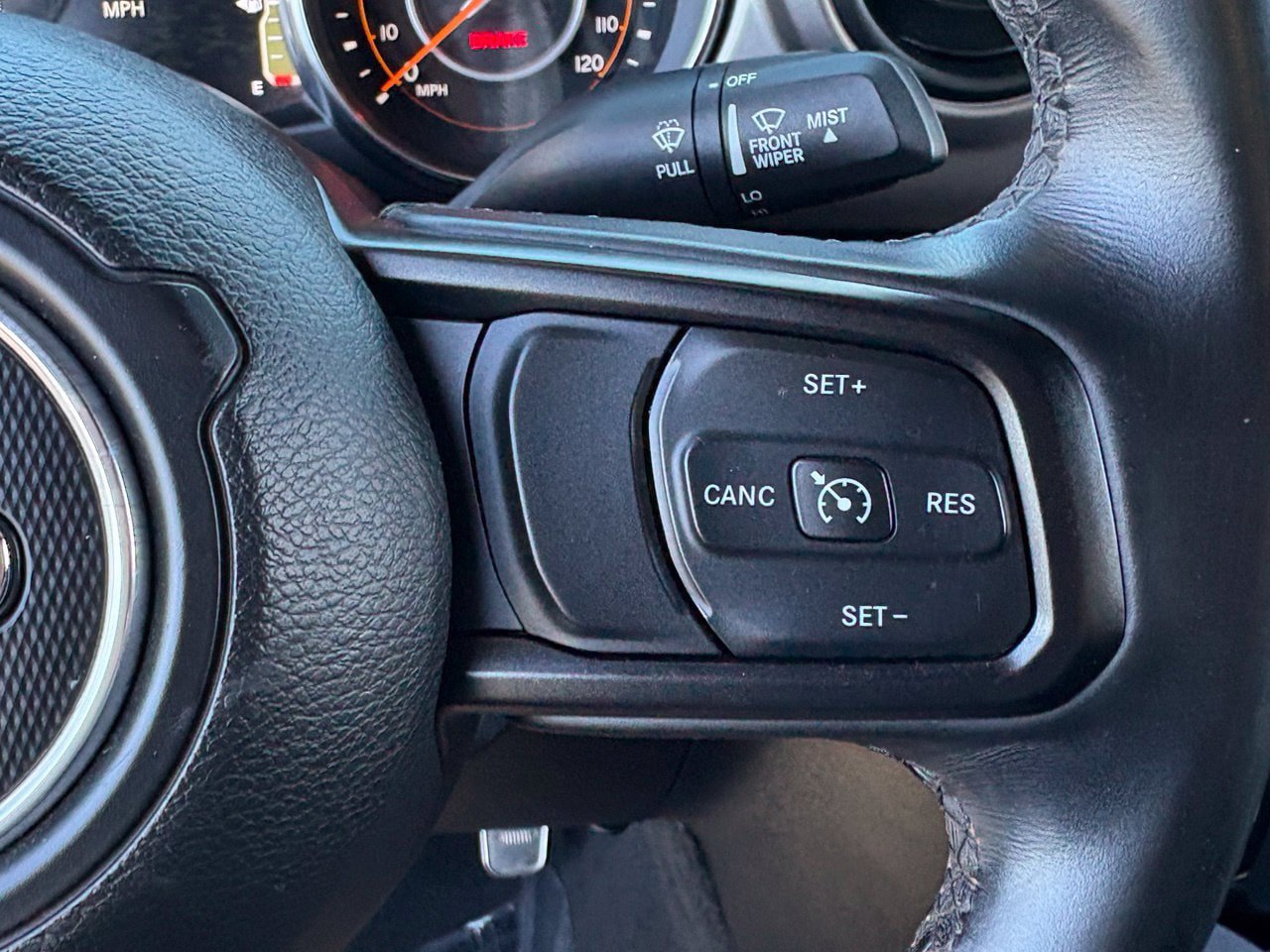 Used 2020 Jeep Wrangler Sport AWD/4WD image 31