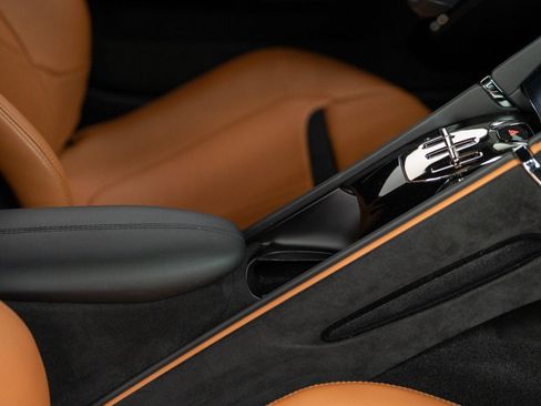 Certified 2022 Ferrari Roma RWD image 55