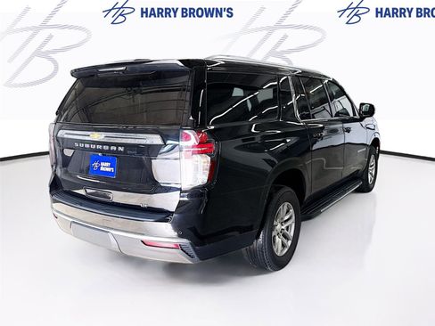 Used 2023 Chevrolet Suburban LT AWD/4WD image 10