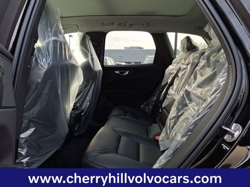 New 2026 Volvo XC60 B5 Ultra w/ Protection Package Premier image 7