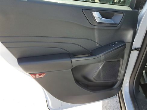 New 2025 Ford Escape ST-Line w/ Equipment Group 301A image 14