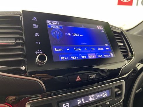 Used 2023 Honda Ridgeline Black Edition image 11