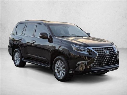 Used 2023 Lexus GX 460 Premium w/ Premium Plus Package image 3