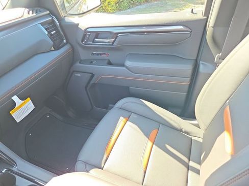 New 2026 GMC Sierra 1500 AT4 w/ Technology Package image 14