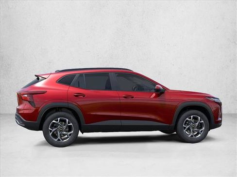 New 2026 Chevrolet Trax LT FWD image 6