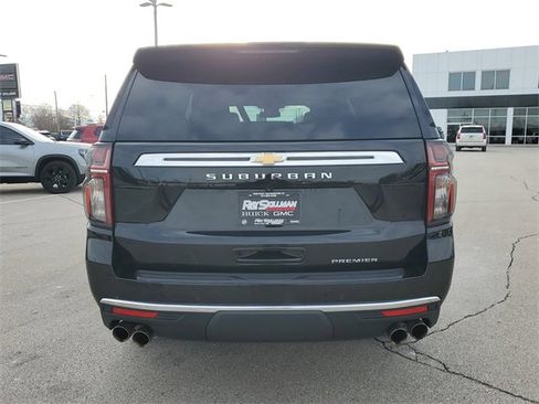 Used 2024 Chevrolet Suburban Premier image 5