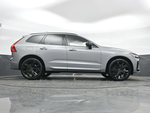 New 2026 Volvo XC60 T8 Ultra w/ Climate Package AWD/4WD image 37